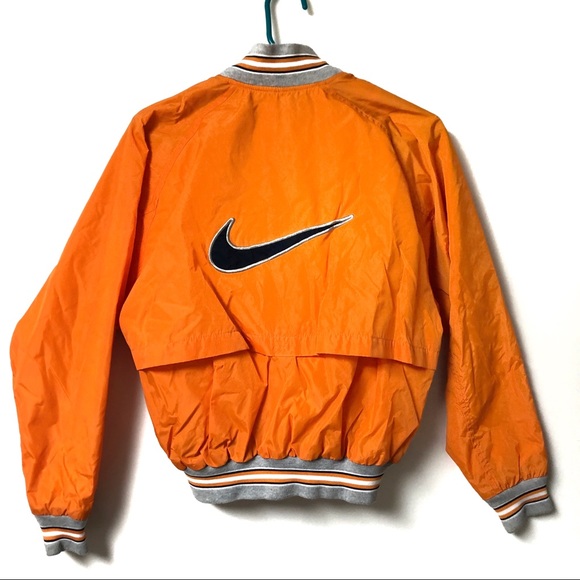 nike windbreaker big swoosh